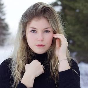 Meet your Posher, Jade